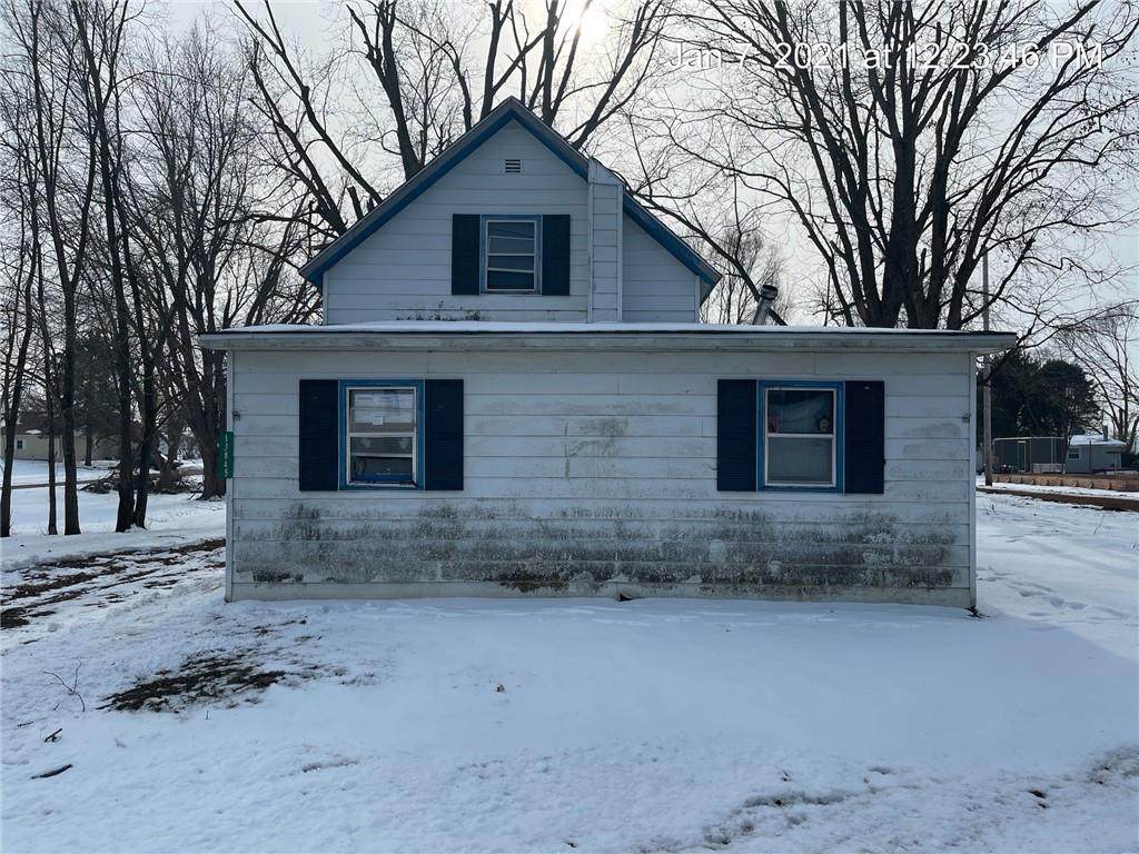 13845 Center Street - Photo 1