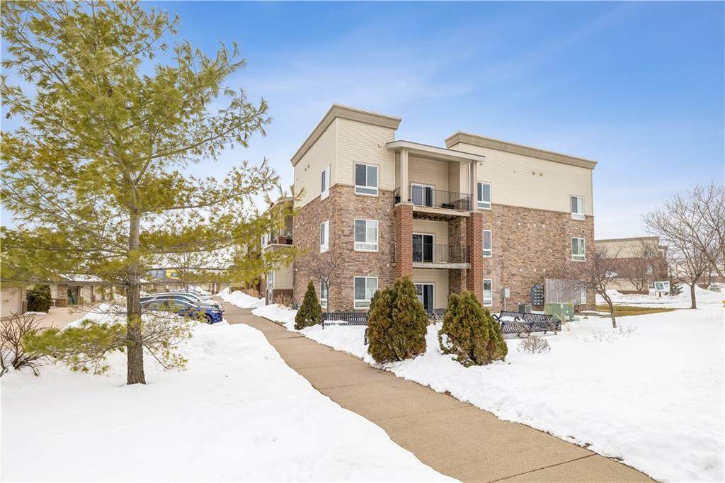 6350 Coachlight Drive - Photo 1
