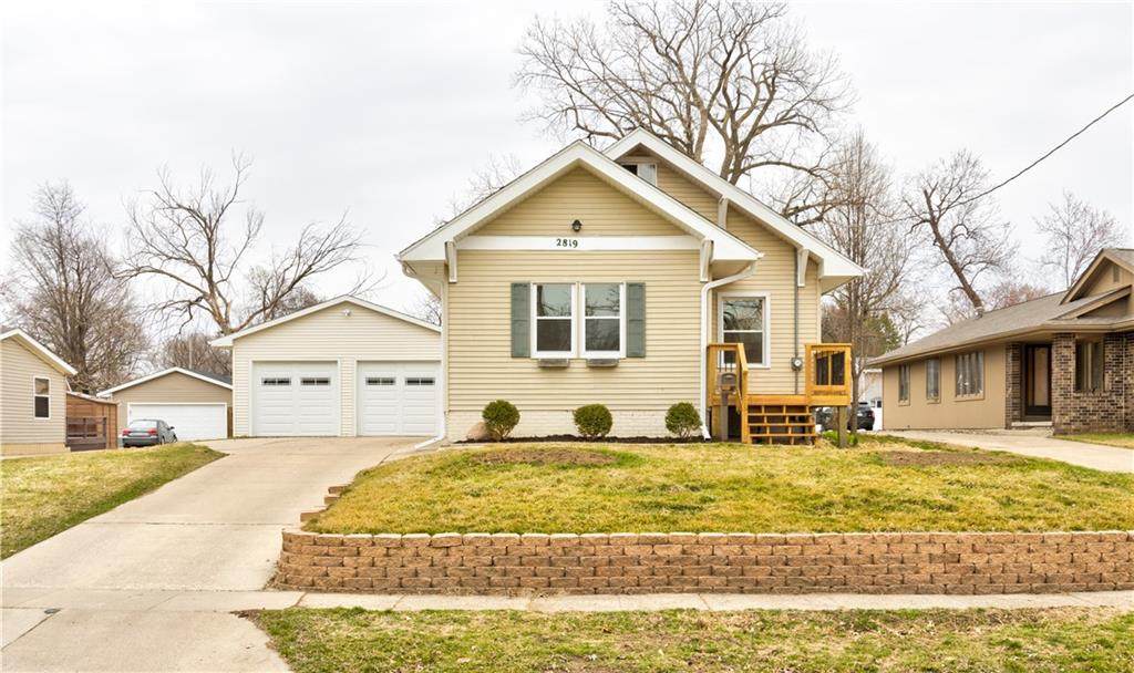 2819 51st Street - Photo 1