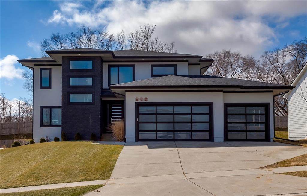 620 Daybreak Drive - Photo 1