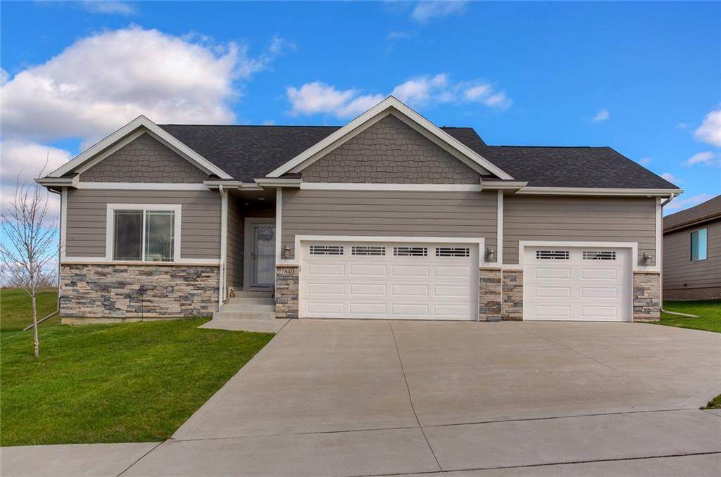 7840 Spring Creek Drive - Photo 1