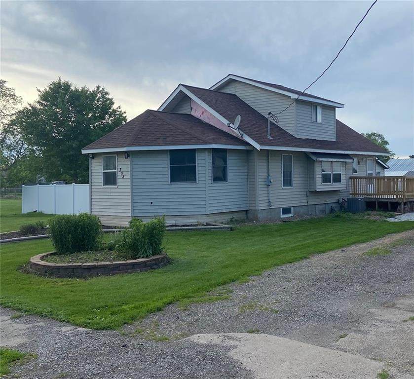 305 Peanut Street - Photo 1
