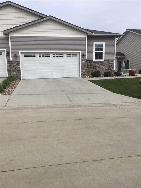 724 Aussie Drive - Photo 1