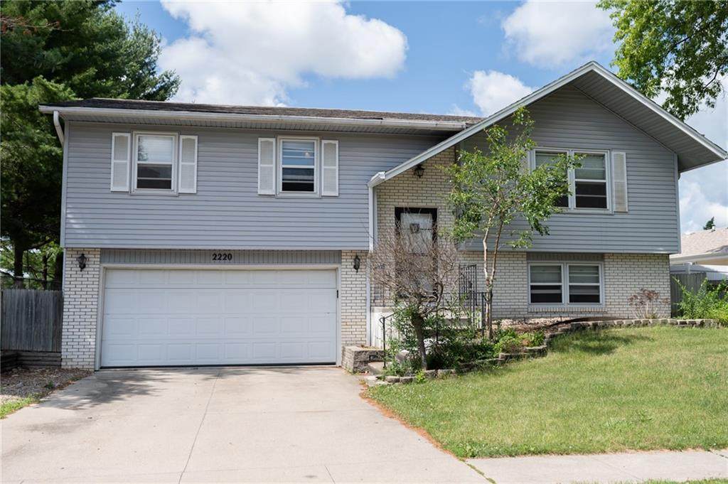2220 5th Avenue - Photo 1