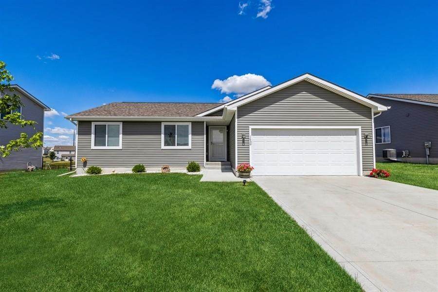 1636 25th Avenue - Photo 1