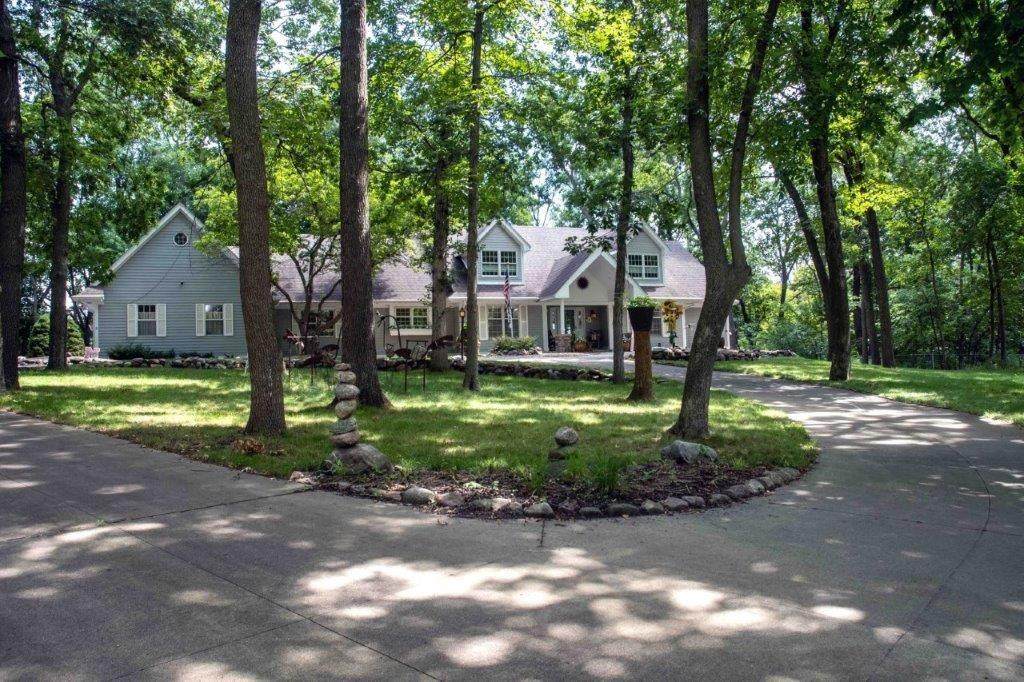 2525 Hickory Ridge Drive - Photo 1