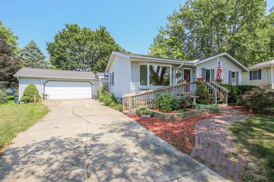 1875 9th Street Place - Photo 1