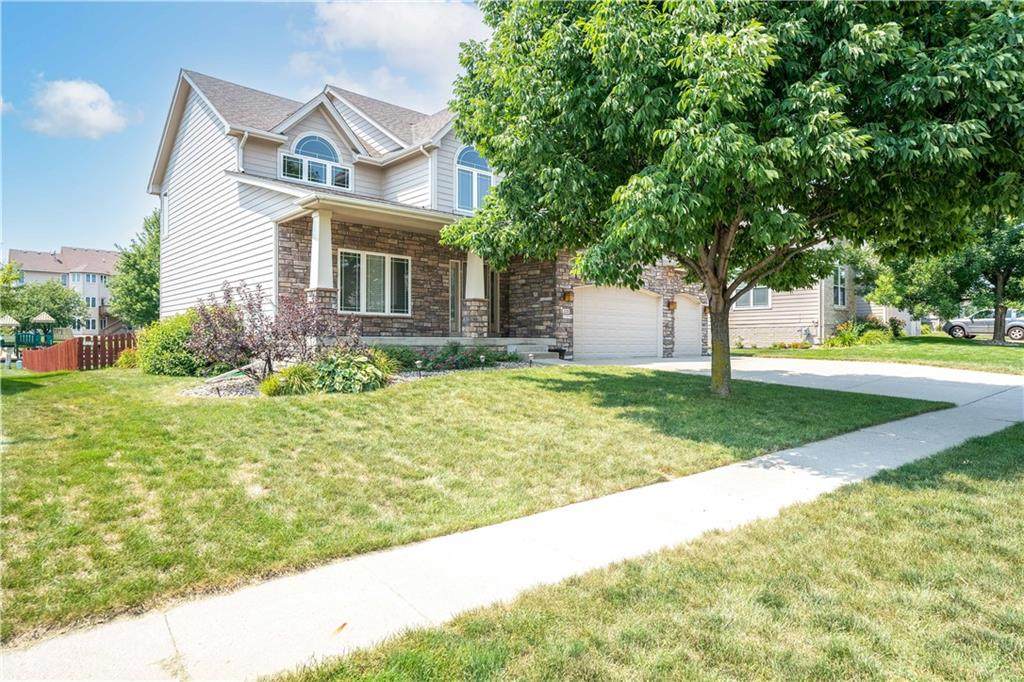 225 61st Street - Photo 1