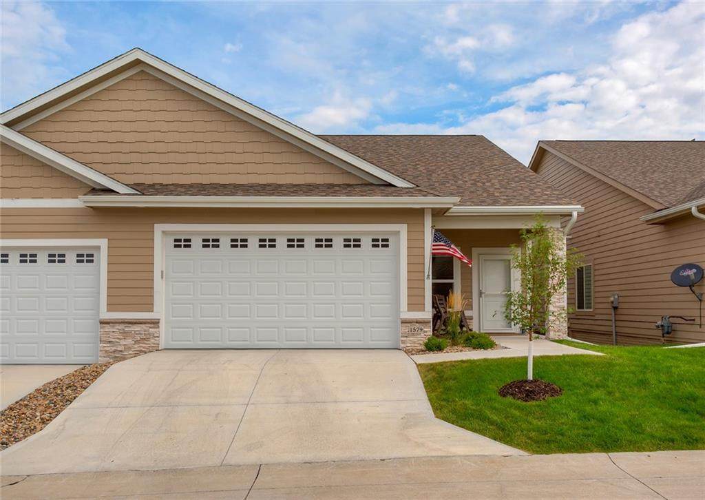 1579 Blackthorne Drive - Photo 1