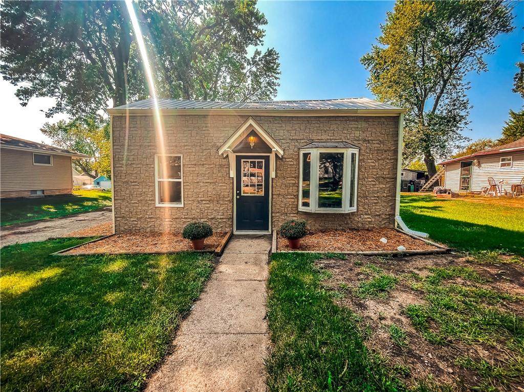 2115 Benton Street - Photo 1