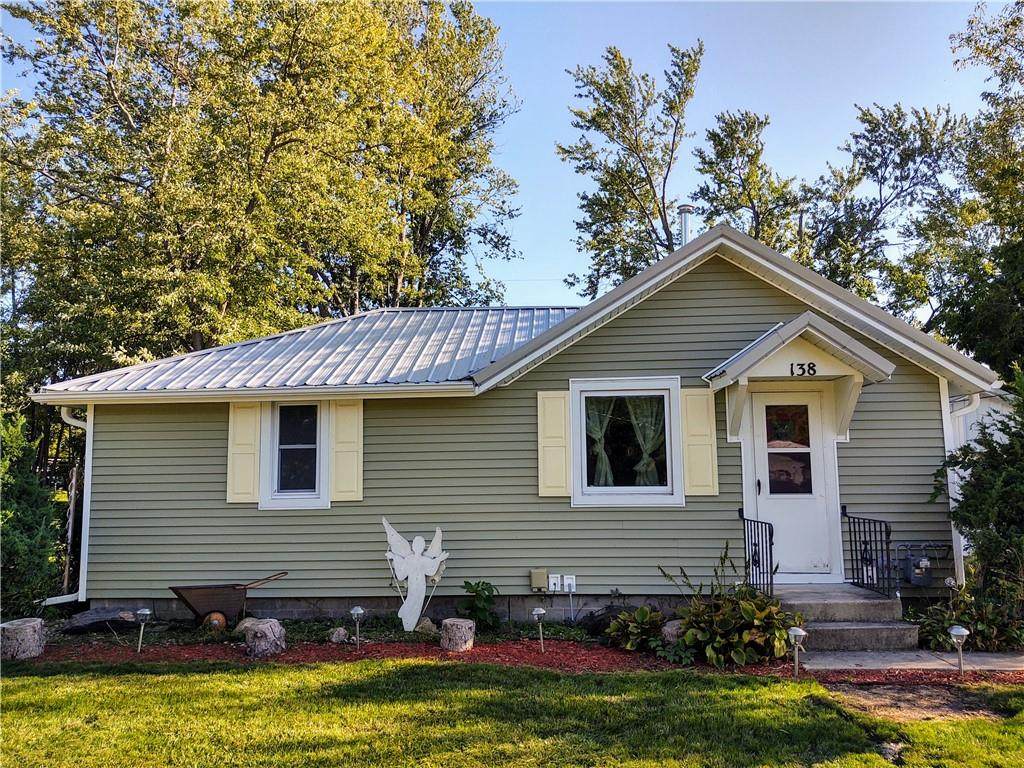 138 9th Street - Photo 1