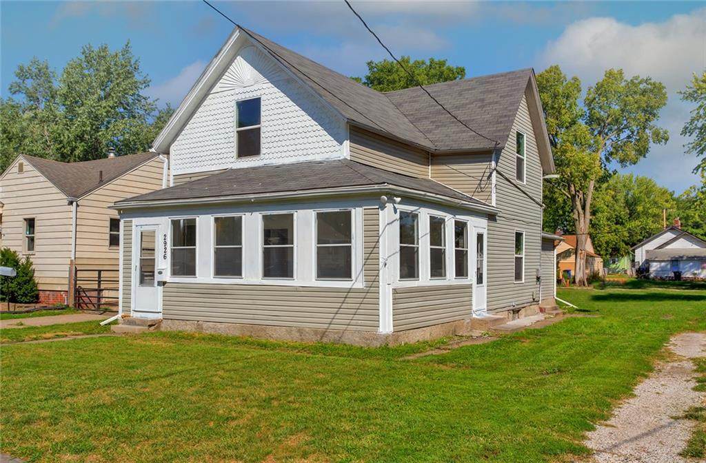 2926 Des Moines Street - Photo 1