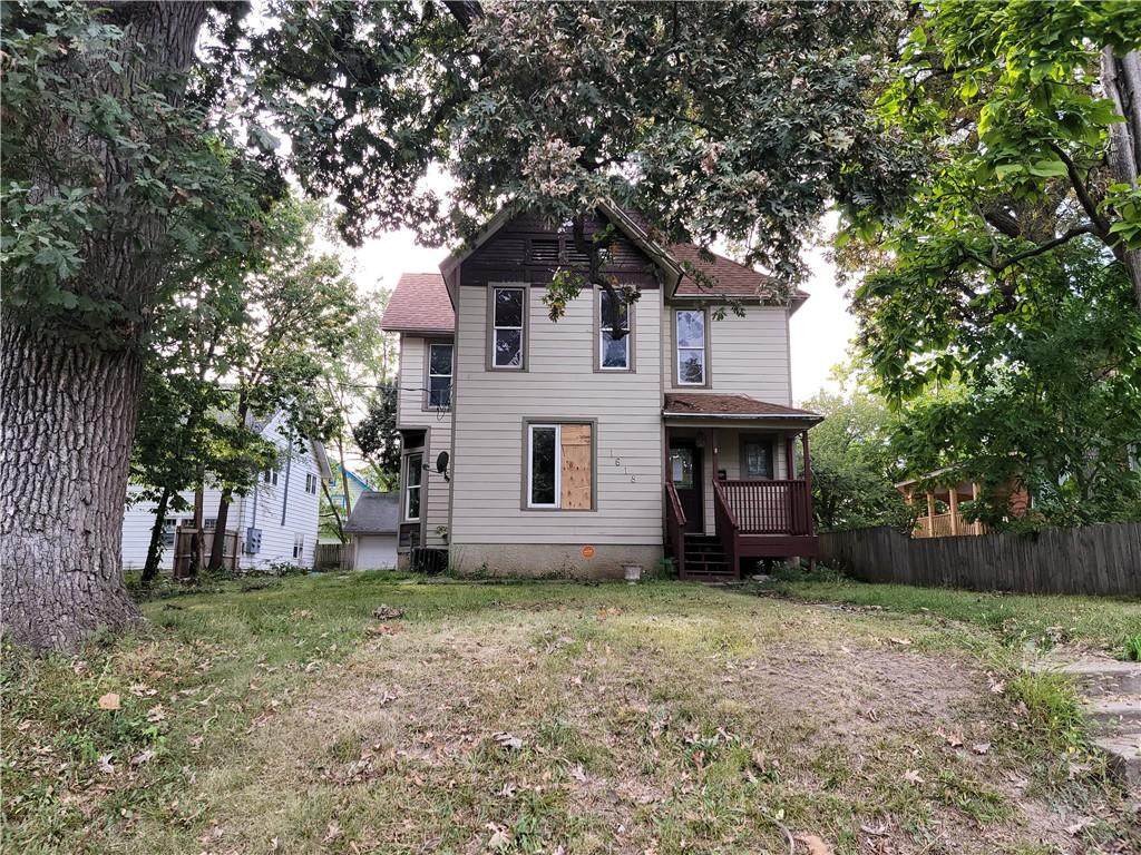 1618 Arlington Avenue - Photo 1