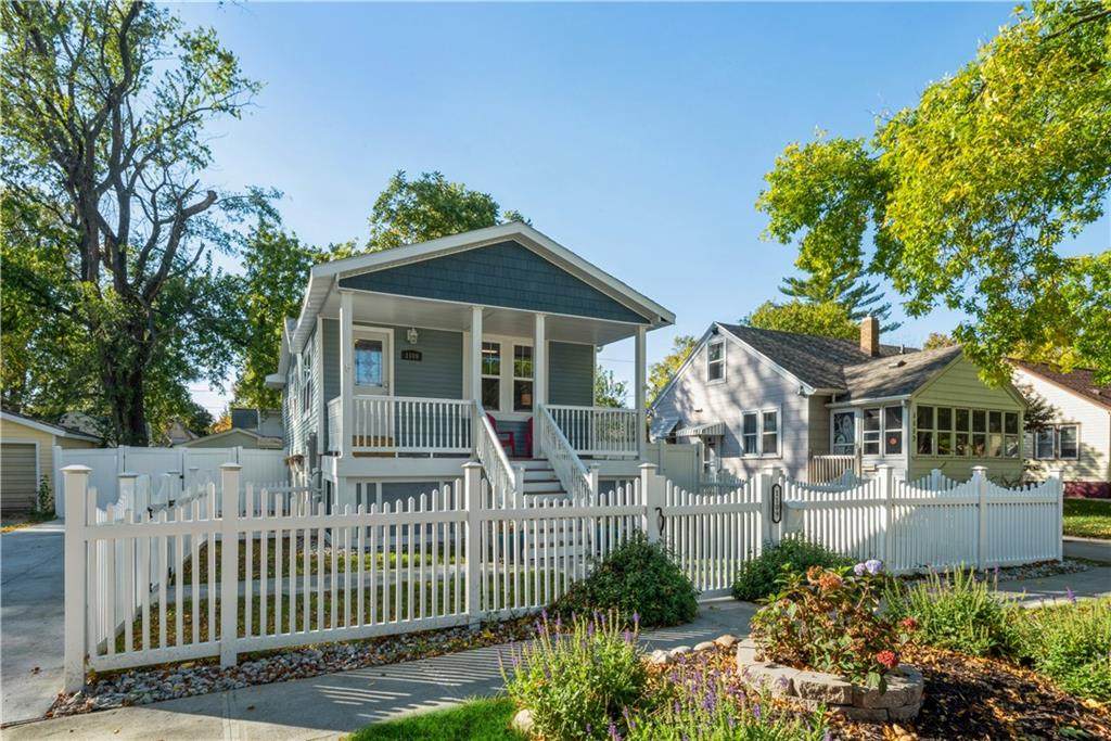 1109 Marston Avenue - Photo 1