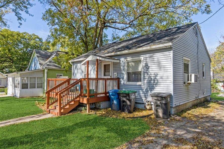 2127 Washington Avenue - Photo 1