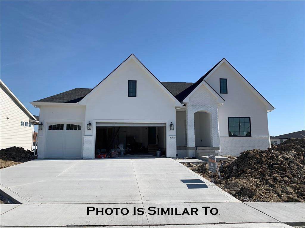2914 Oak Street - Photo 1
