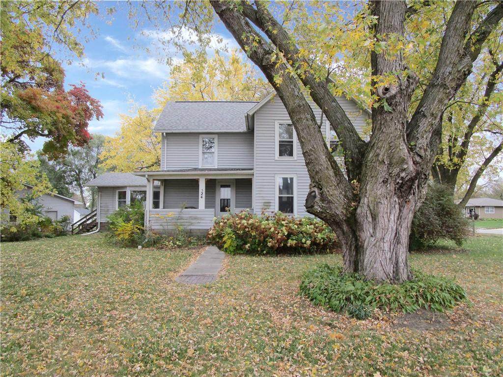 324 3rd Street - Photo 1