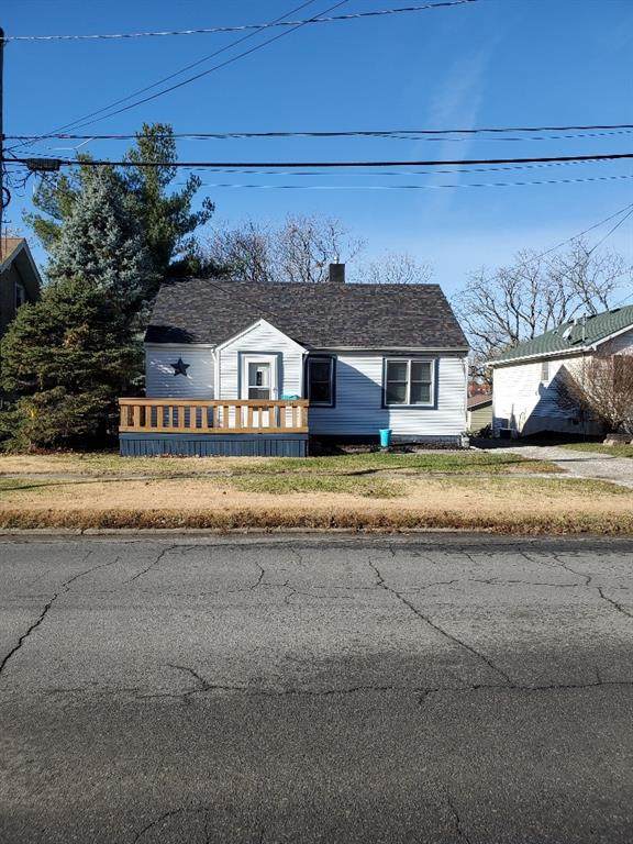 403 4th Street - Photo 1