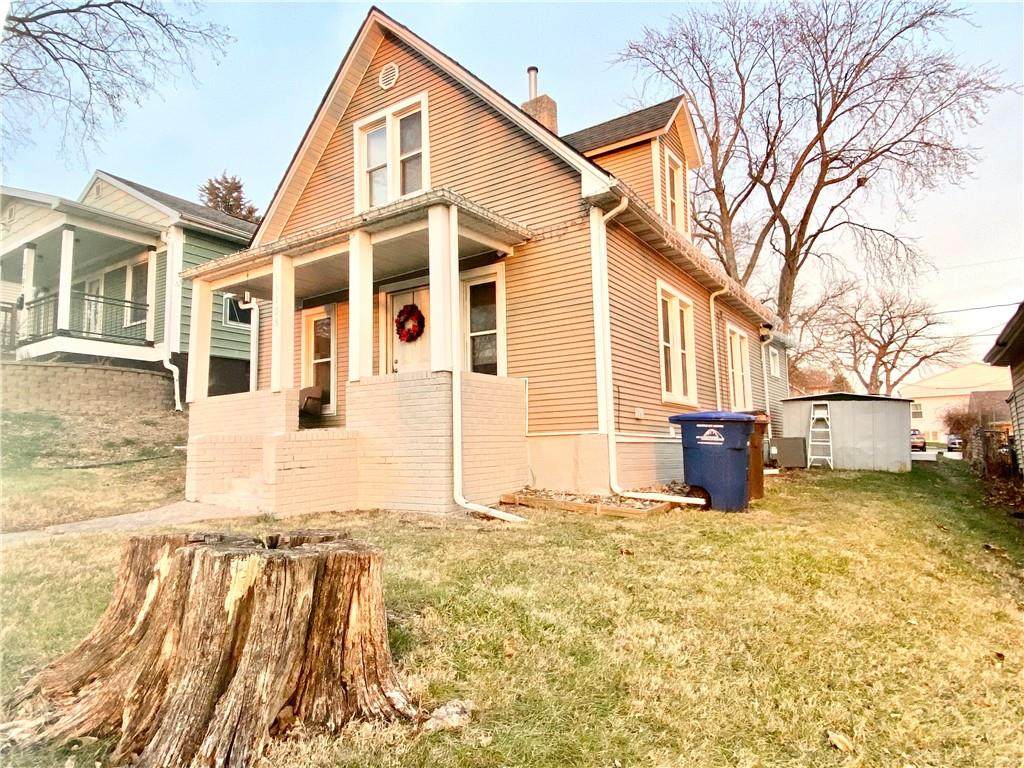 3105 5th Avenue - Photo 1