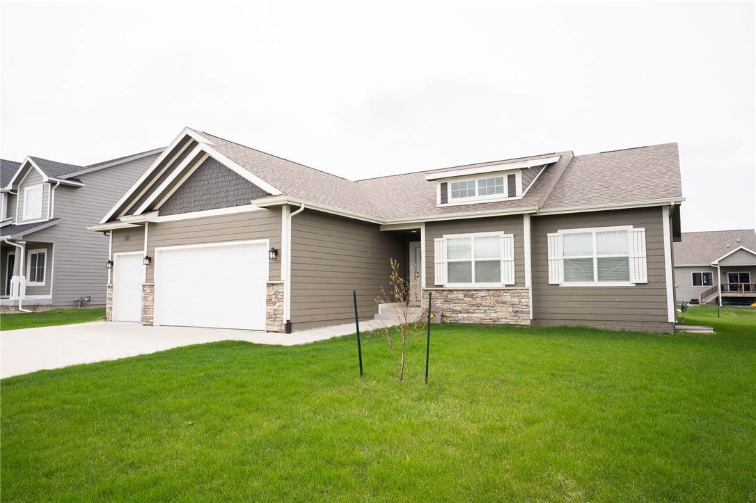 302 33rd Street - Photo 1