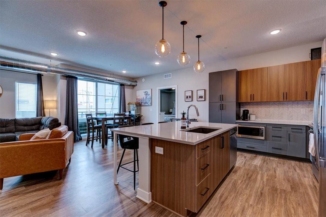 400 7th Street - Photo 1