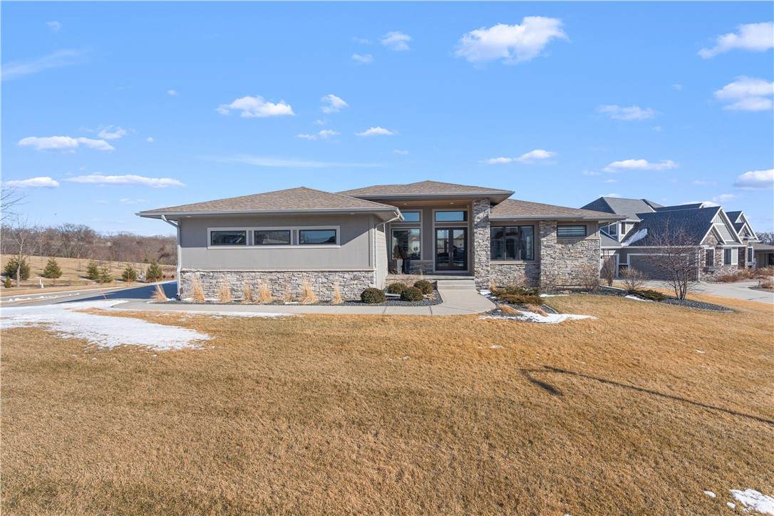 684 Tiburon Cove - Photo 1