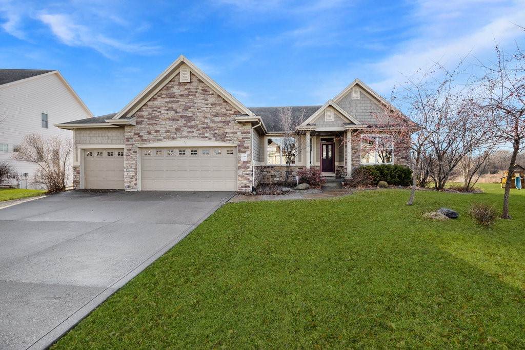 15304 Ridgemont Drive - Photo 1