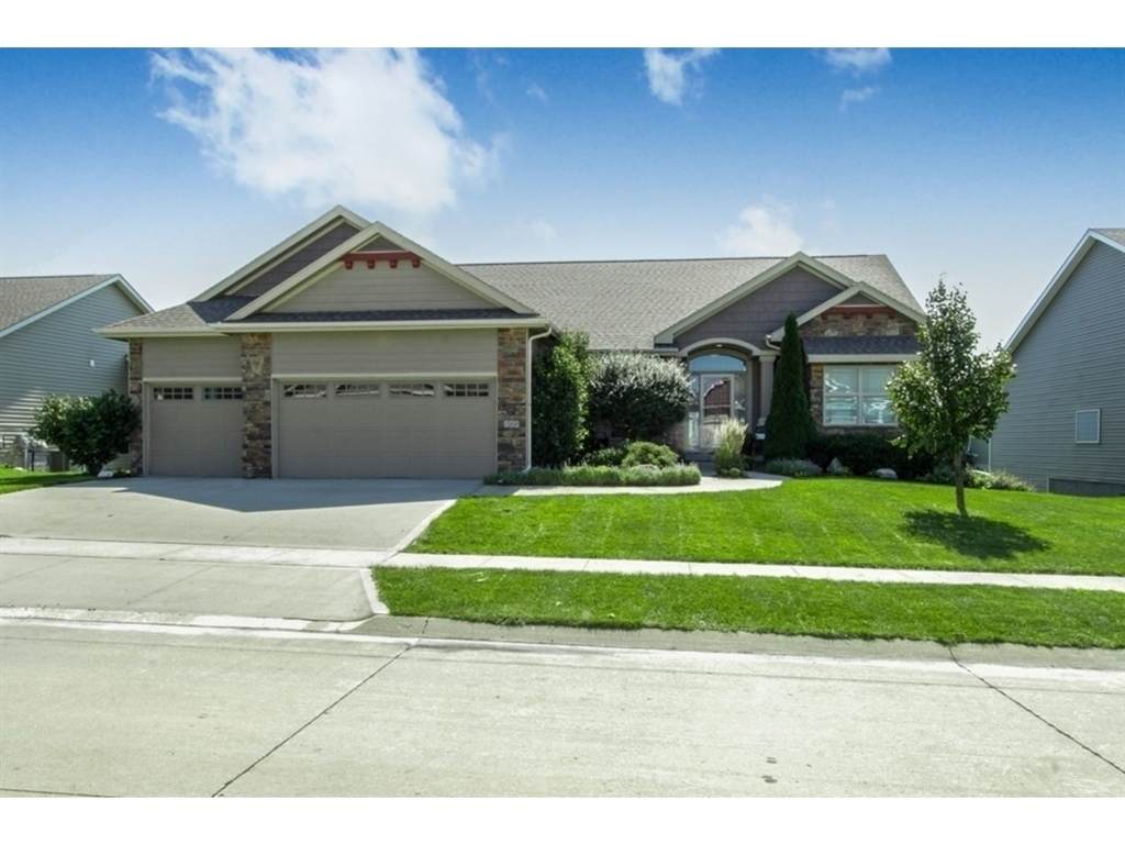 160 Emerson Lane - Photo 1