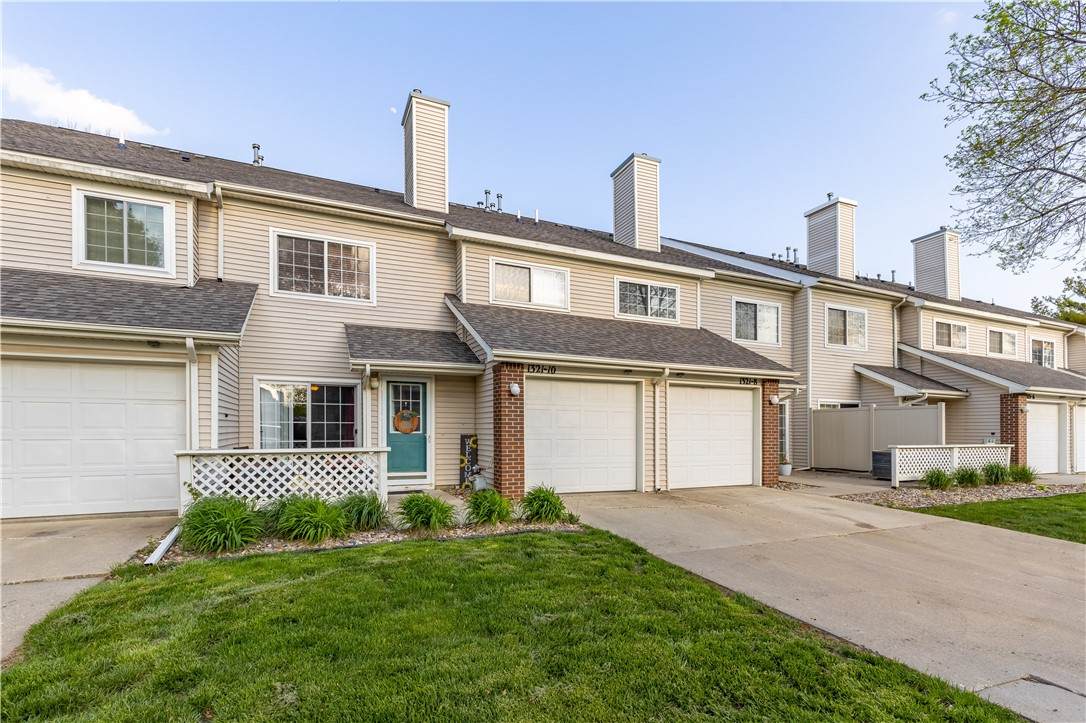 1321 Delaware Avenue - Photo 1
