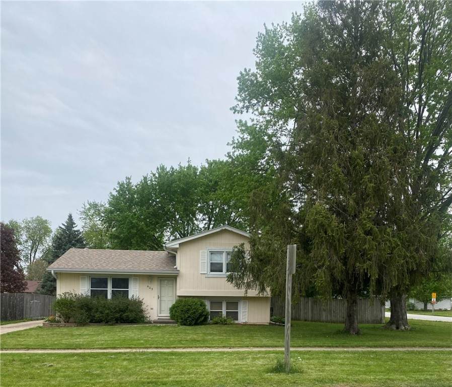 405 Northview Drive - Photo 1