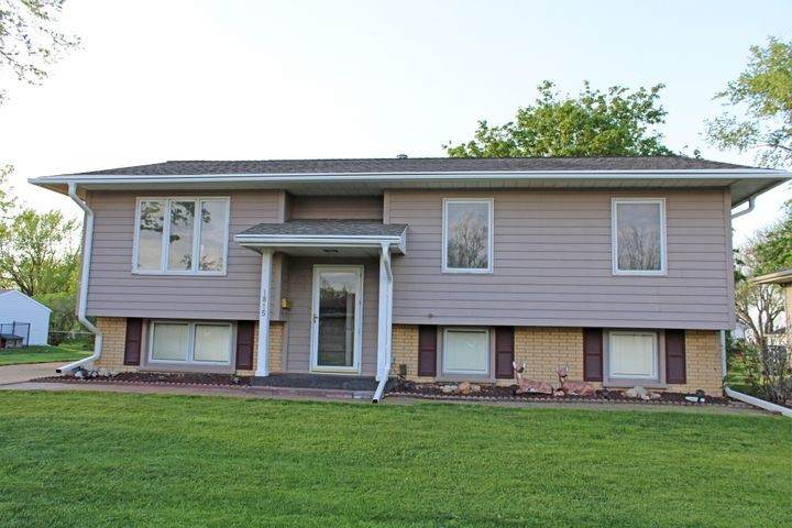 1815 13th Street - Photo 1