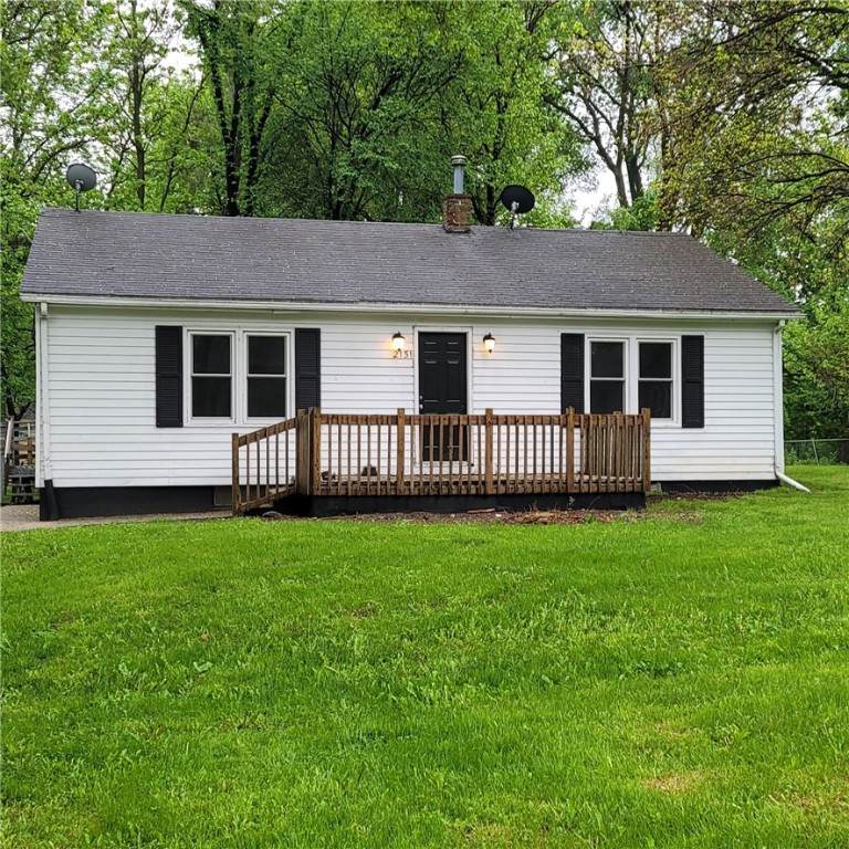2151 Leland Avenue - Photo 1