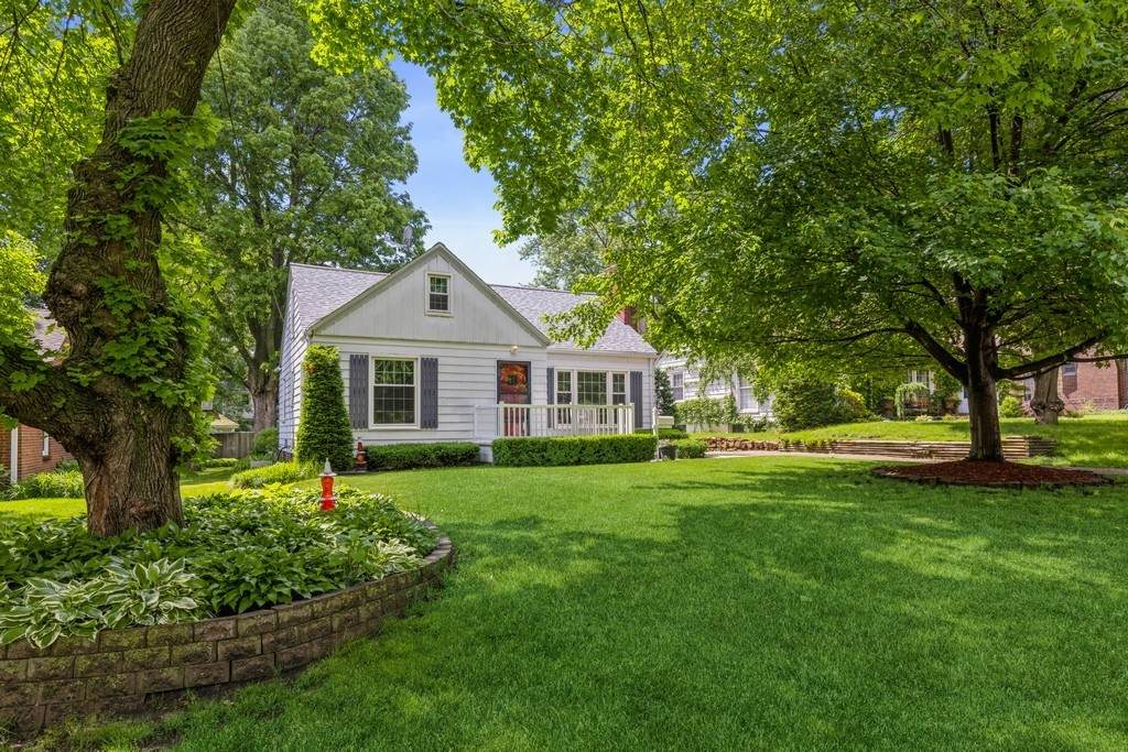 2026 46th Street - Photo 1