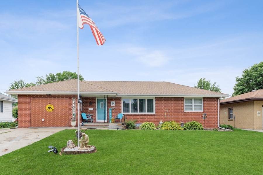 1410 Roosevelt Street - Photo 1