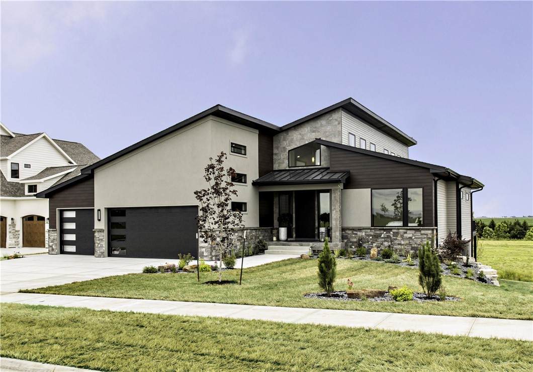 6110 Briarwood Drive - Photo 1