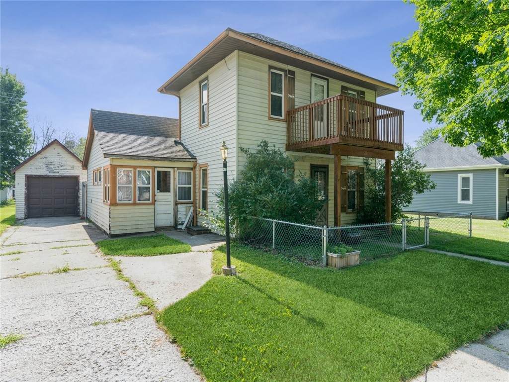 211 Main Street - Photo 1