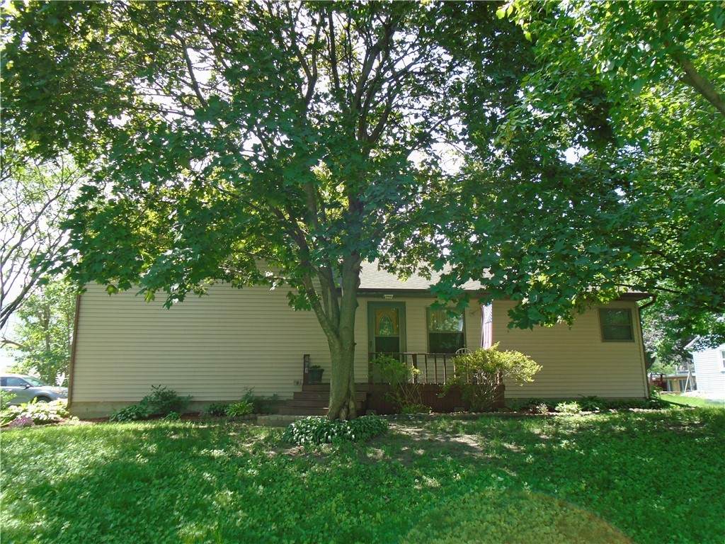 908 Weber Street - Photo 1