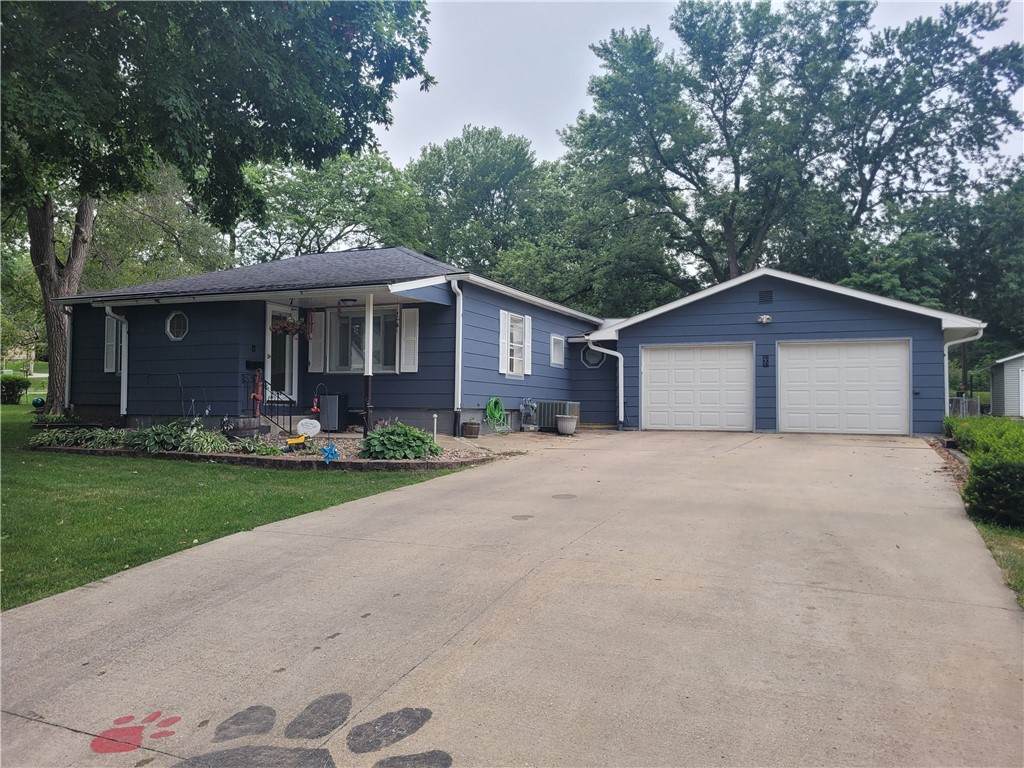 404 Spruce Street - Photo 1