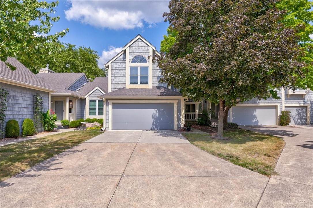 2433 81st Circle - Photo 1