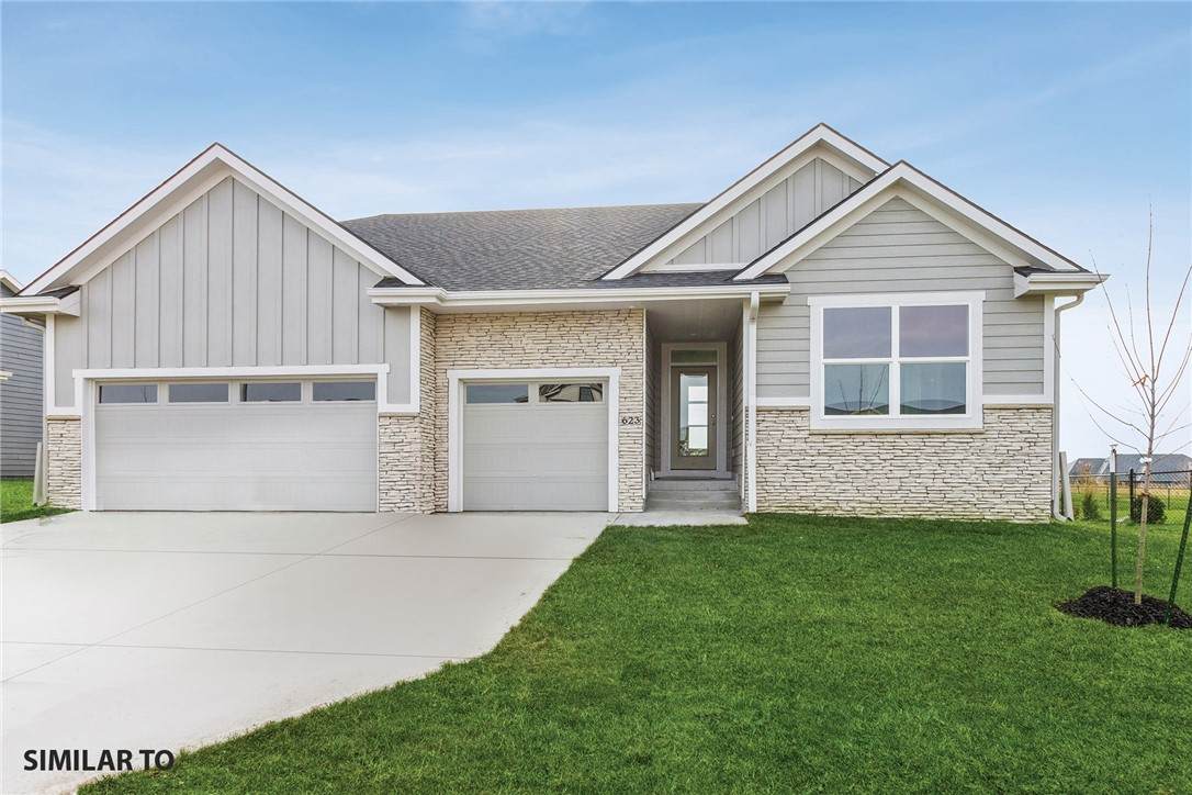 320 Clover Court - Photo 1