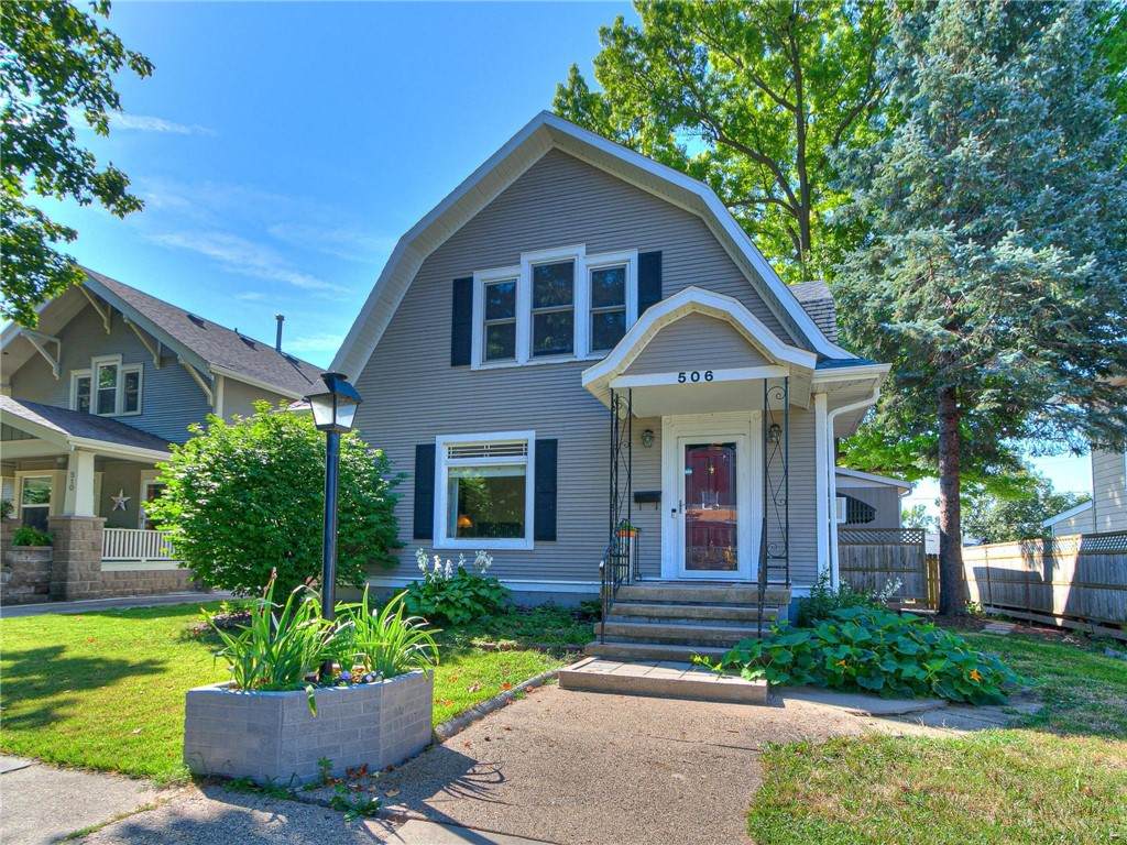 506 Montgomery Street - Photo 1