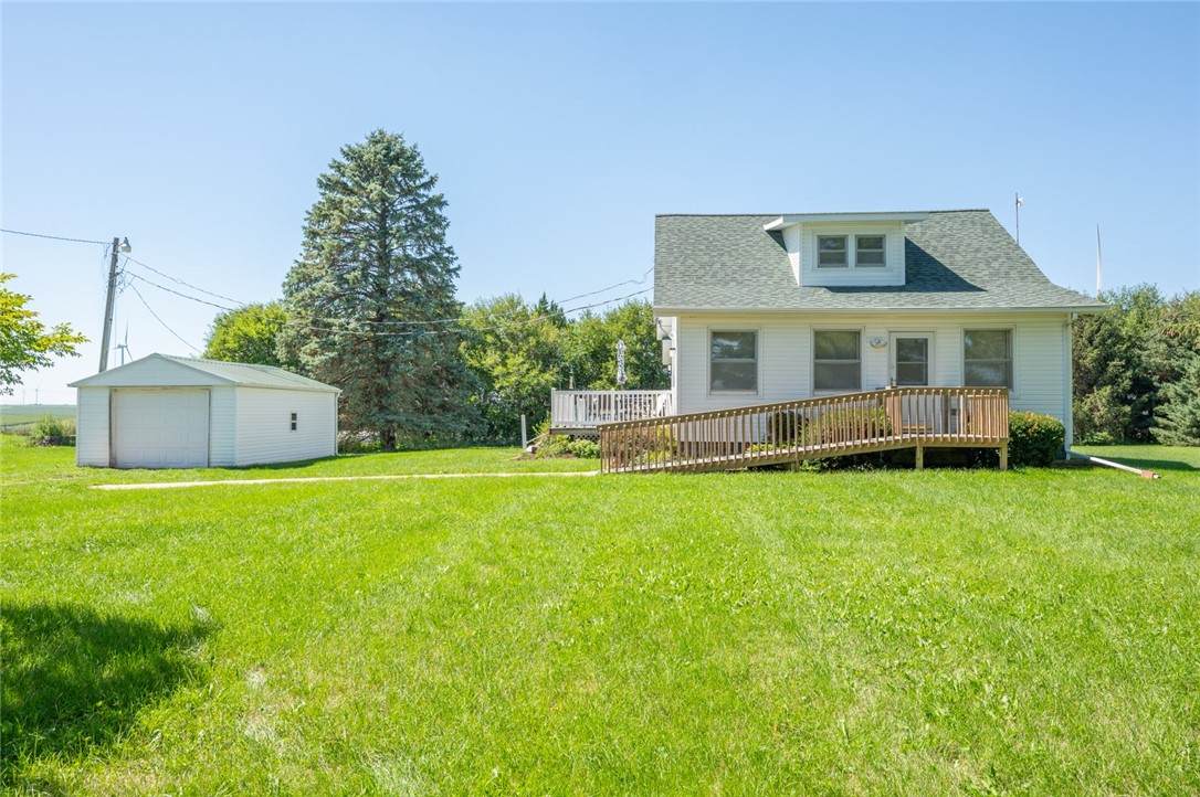 1249 Victor Avenue - Photo 1