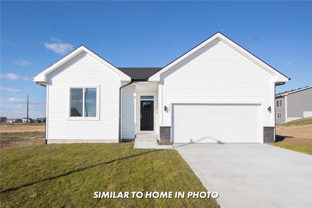 700 Kingfisher Drive - Photo 1