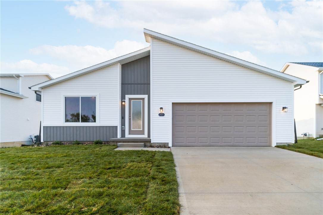 2618 Grand River Drive - Photo 1