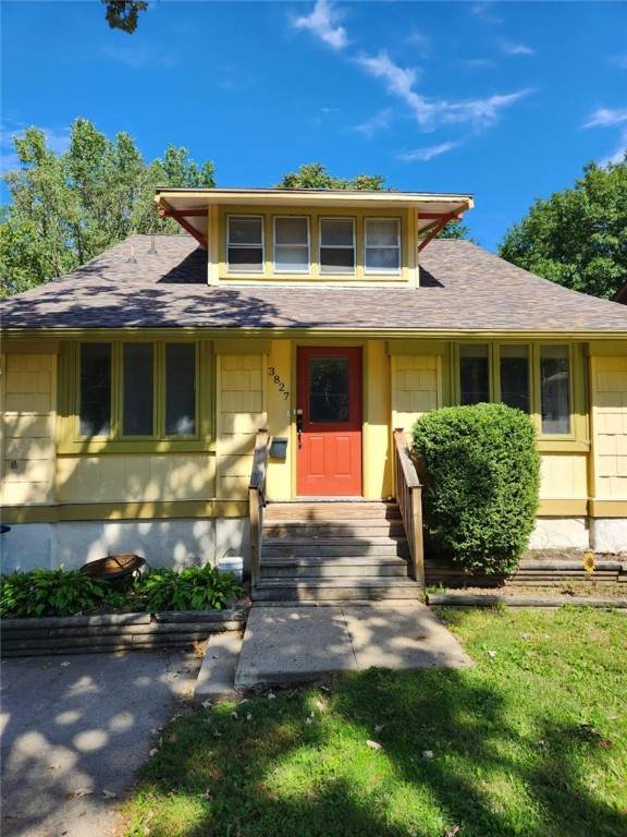 3827 University Avenue - Photo 1