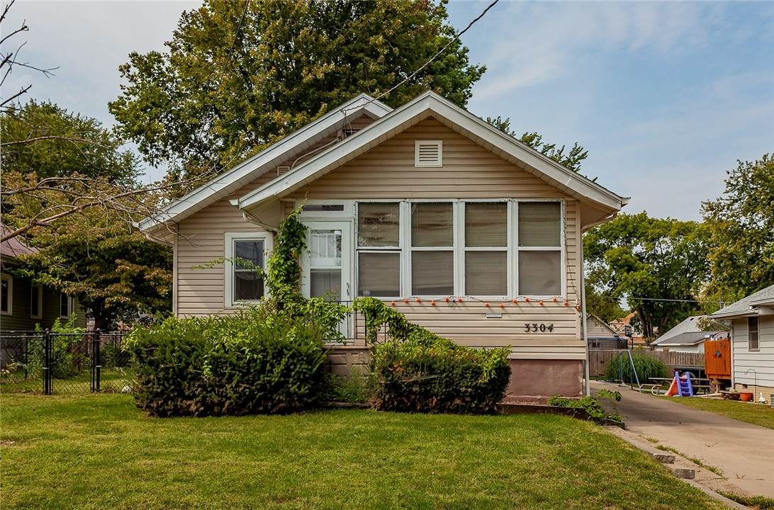 3304 York Street - Photo 1