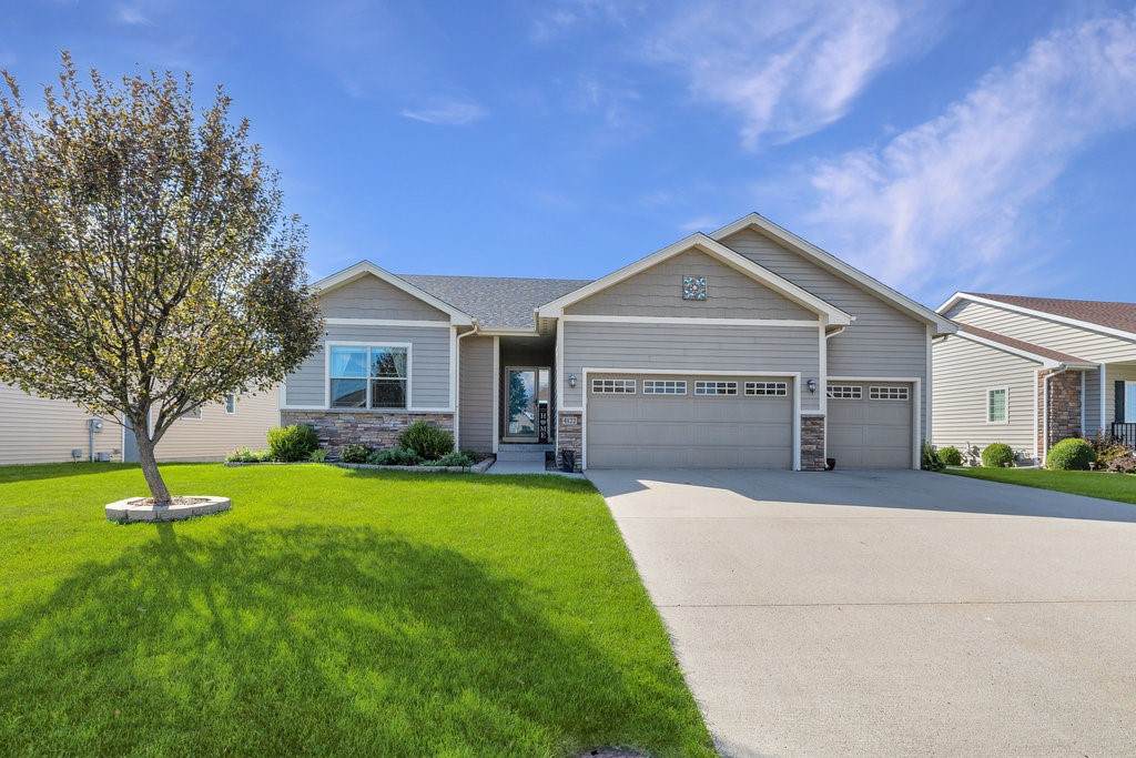 4122 140th Street - Photo 1