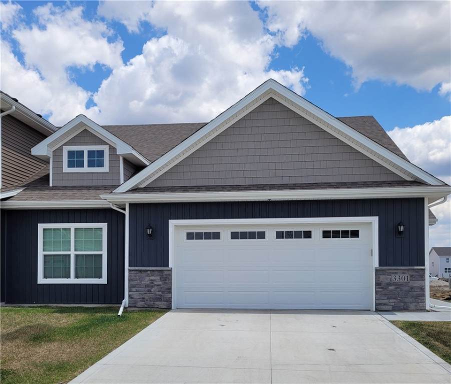 2804 32ND Lane - Photo 1