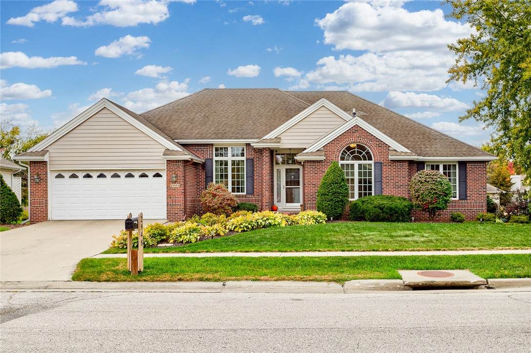 2948 Cypress Circle - Photo 1