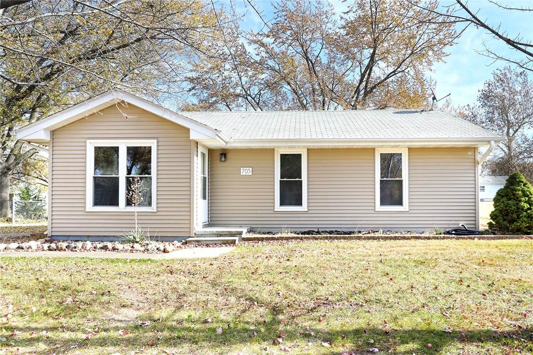 705 Roosevelt Street - Photo 1
